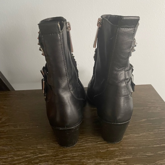 Zara black leather anklet boot cowboy boot studded with buckles size 39 or 8 - Picture 5 of 6